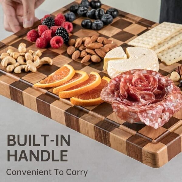 Eco-Friendly Checkerboard Acacia Cutting Board – Personalized Logo, Factory Wholesale Rectangular Checkered Wood Cutting Board with Juice Grooves and Handles for Kitchen (7)